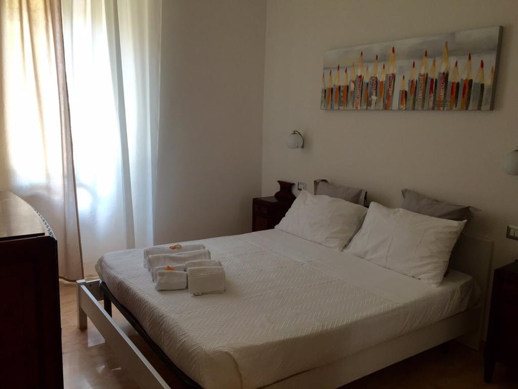 Casa Vacanza Colosseo ローマ 部屋 写真